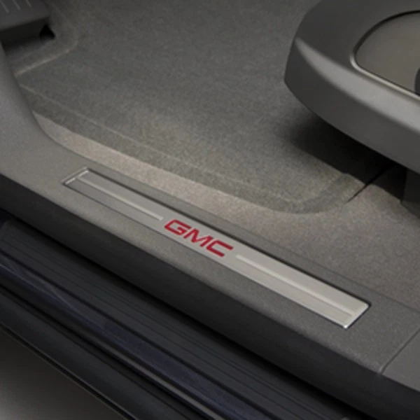 Placas de umbral de puerta iluminadas terreno genuino GM GMC 2014-2017 - delanteras 23169368 Foto 4 de 4