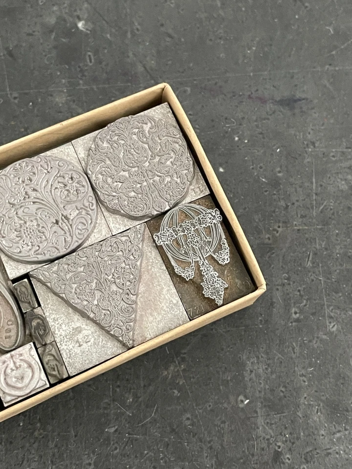 Antique Letterpress Decorative Foundry Type Ornaments (Box 13) - Image 3 of 4