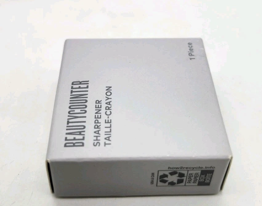 Sacapuntas de metal lápiz labial Beautycounter Foto 4 de 4