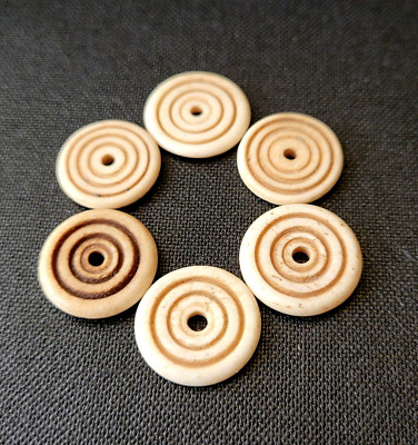 6 x AMERICAN COLONIAL TRANSITION PIN SHANK BONE BUTTONS c. 1780 A.D.