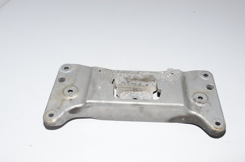 BMW F11 530d F10 F12 F13 F06 F07 F01 F02 Getriebeträger Gearbox support 6777613