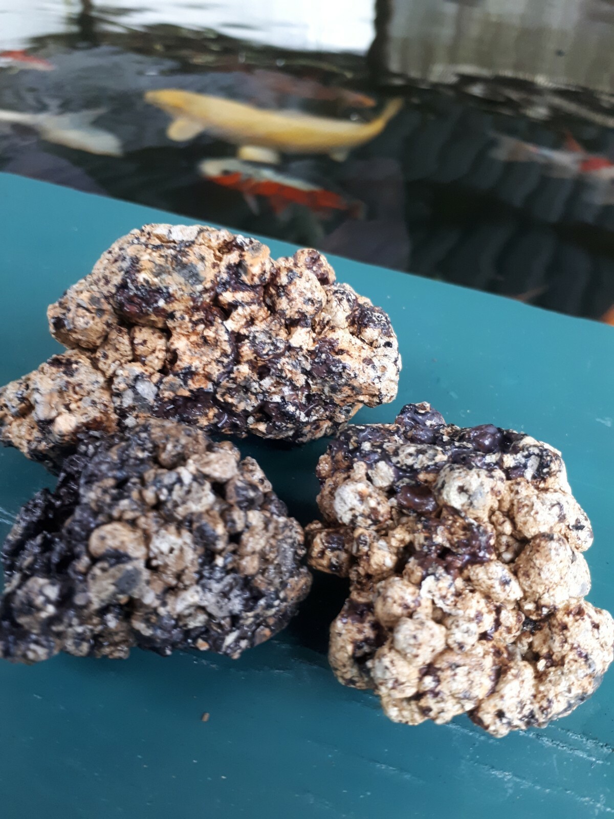 Alfagrog Pond Koi filter Media substrate 15kg bags Porous COLLECTION