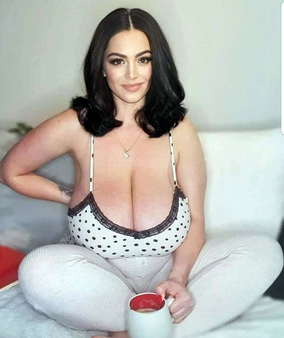 JUICY JADE 8X10 GLOSSY PHOTO | eBay