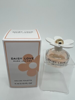 DAISY LOVE by MARC JACOBS FL oz/ ML Eau De Toilette Pour