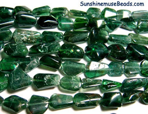 DARK GREEN APATITE 7-11MM SMOOTH NUGGET (10) BEADS E808 - Image 3 of 3