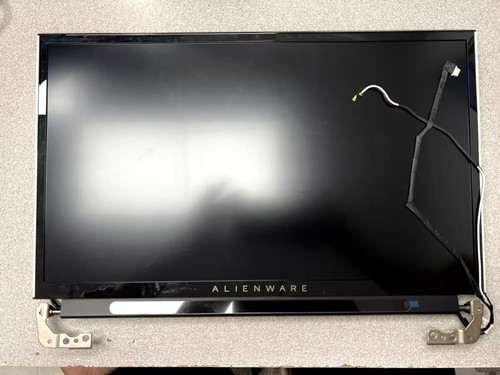 Dell Alienware Area-51m – Pièce Détachée Capot écran FHD NTS BC (die Flap)