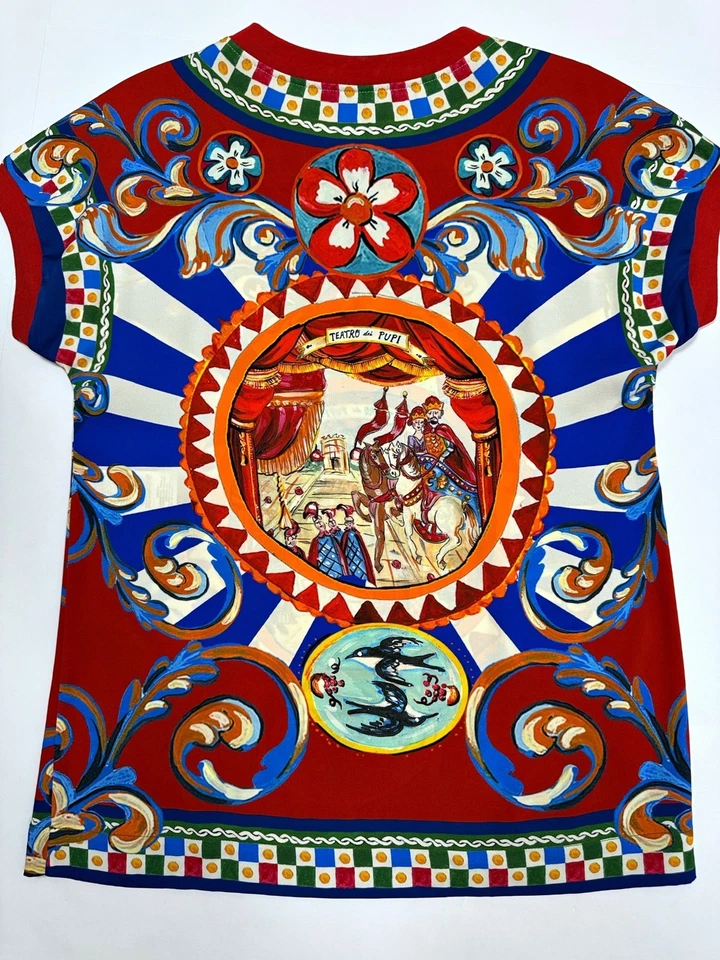 Dolce & Gabbana Mujer Top Blusa de Seda Camiseta Vibrante Teatro Pupi Talla 36 IT/XS Foto 4 de 4
