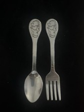 Tommee Tippee Winnie the Pooh Stainless Steel Kids Flatware Spoon  Fork Set