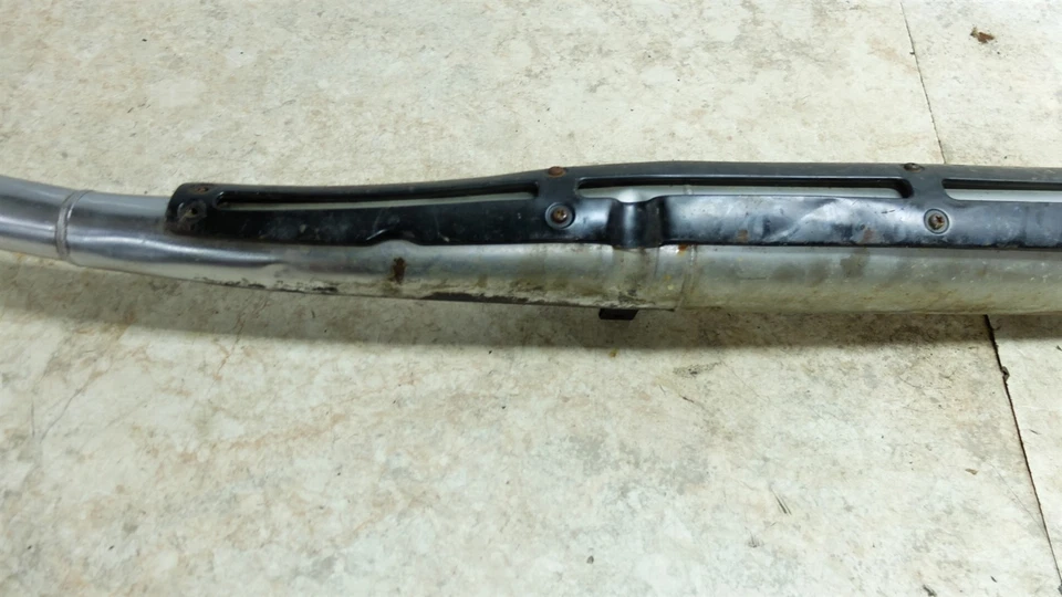 75 76 Suzuki RE5 RE 5 Rotary Wankel lado izquierdo silenciador tubo escape Foto 2 de 4