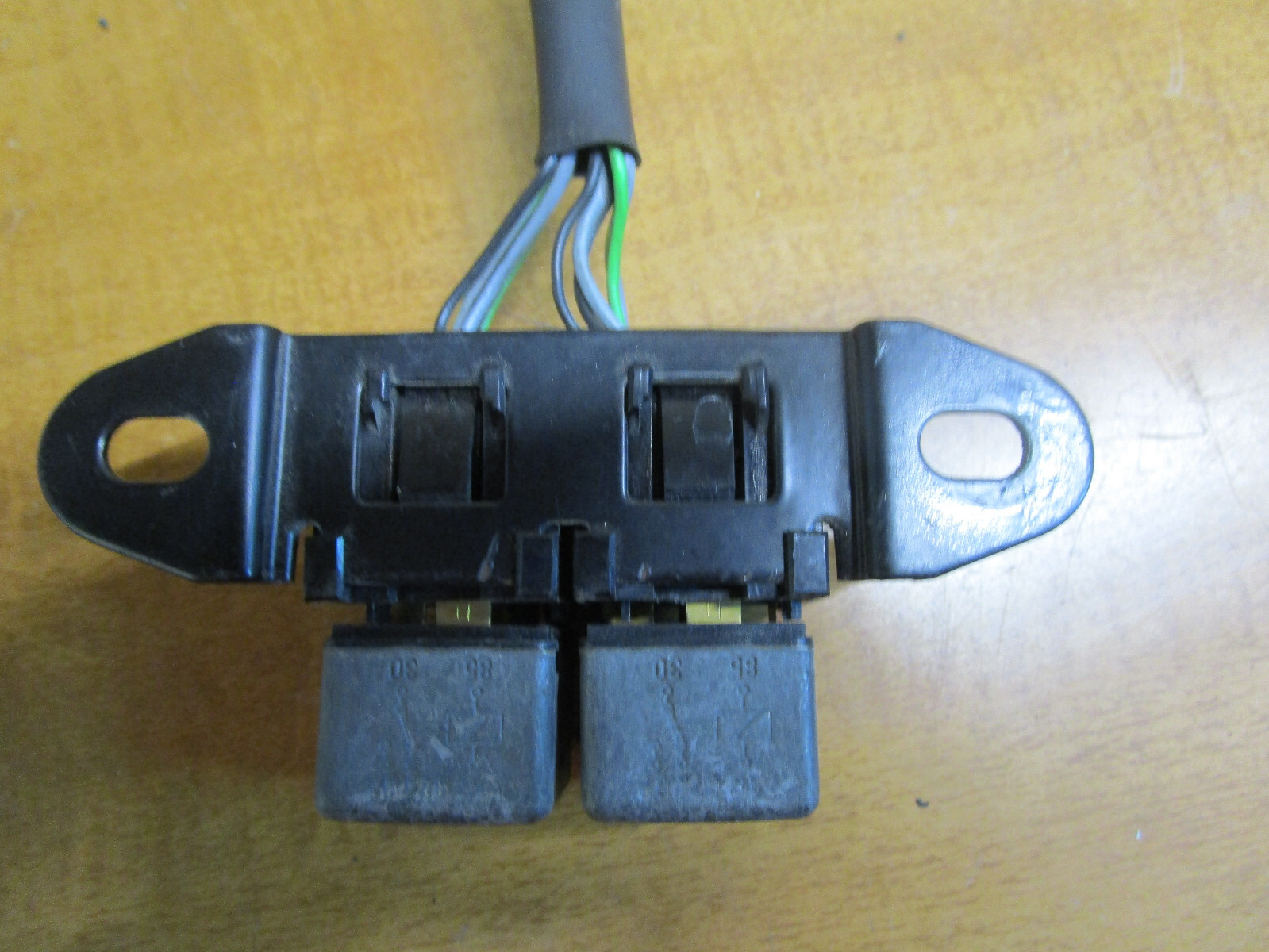 Ferrari 348 - Electrical  Boards Relay Assy P/N 110355 - 40130106