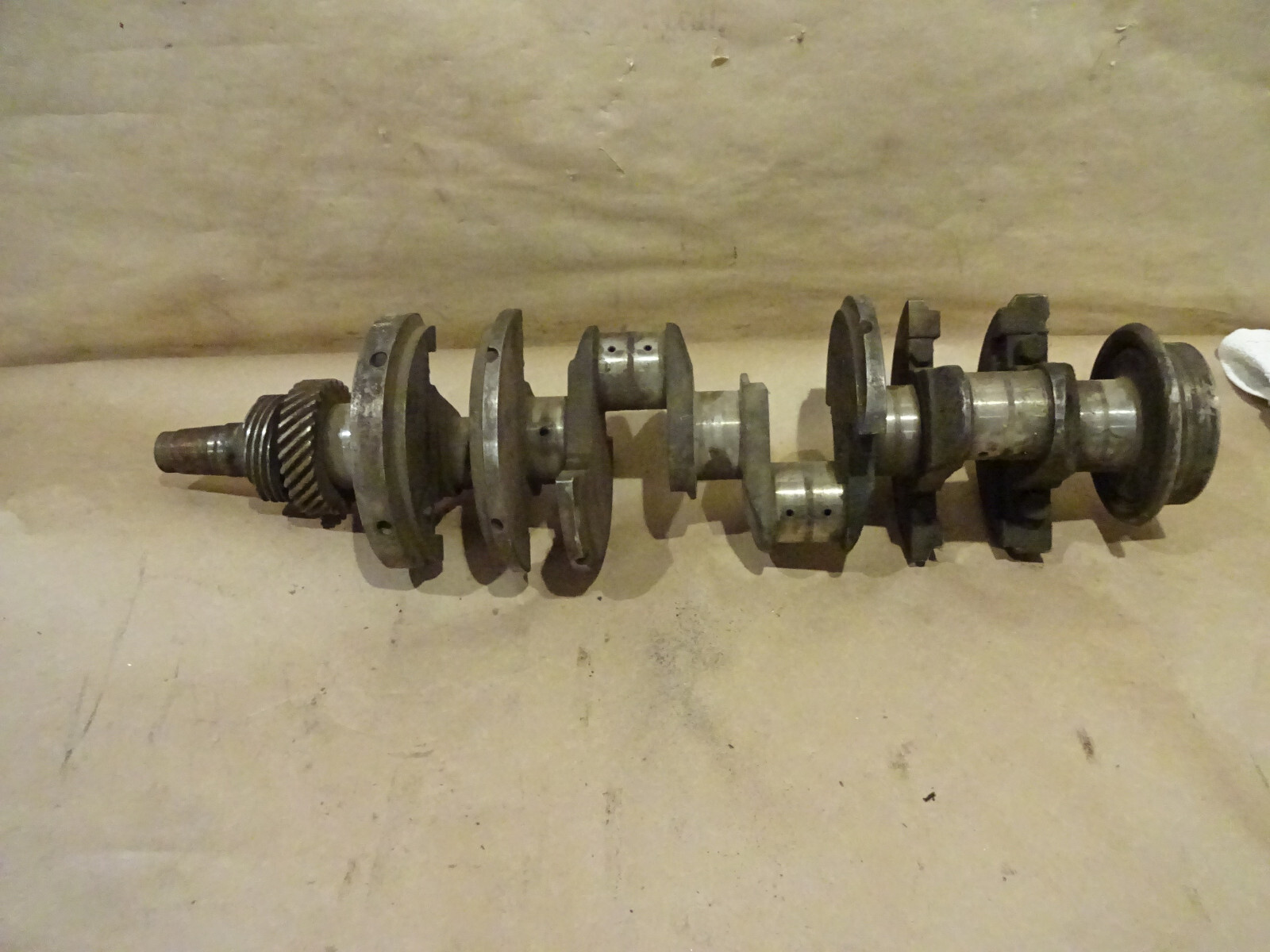 Rolls Royce Silver Shadow 1970-1979 Crankshaft P/N UE36705