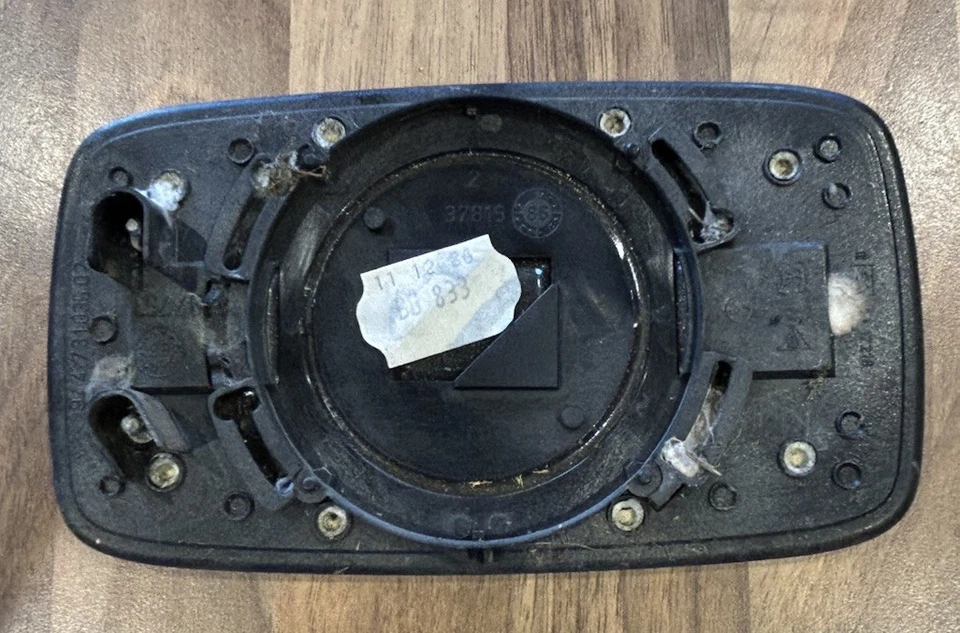 PORSCHE 944 86–91 DRIVER HEATED DOOR MIRROR GLASS 94473103502 USED - Image 4 of 4