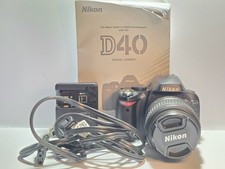 Nikon D40 6.1MP Digital SLR Camera w/ AF-S DX ED G 18-55mm Lens Low Count