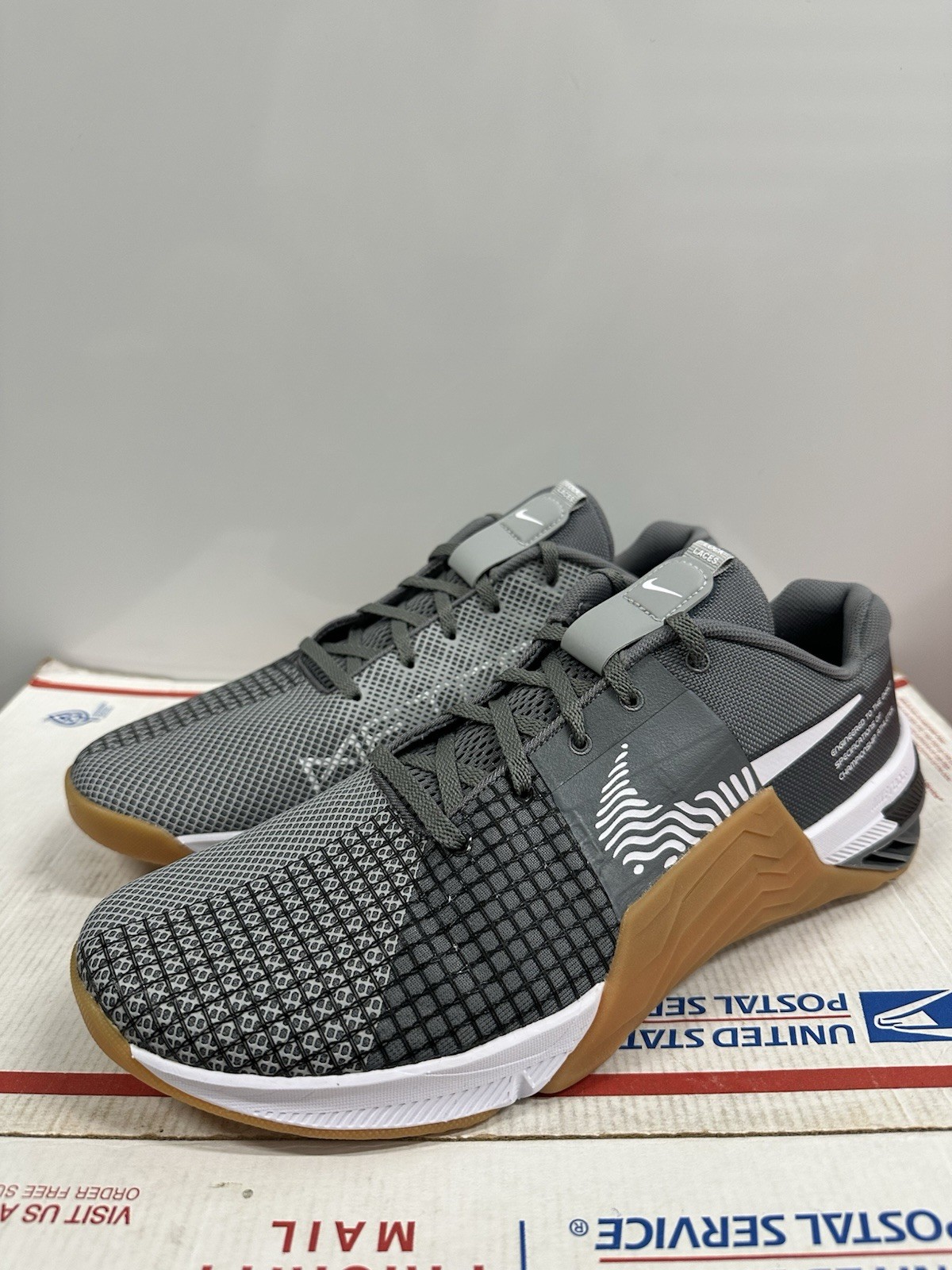 SAOLA Nike Metcon 8 'Smoke Grey Gum' DO9328 002 taglia 10