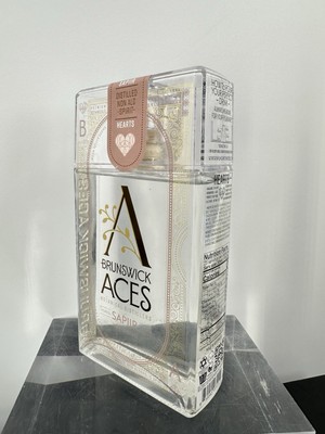 Brunswick Aces Botanical Sapirr Hearts Non Alcoholic Spirits be in control (W-1)