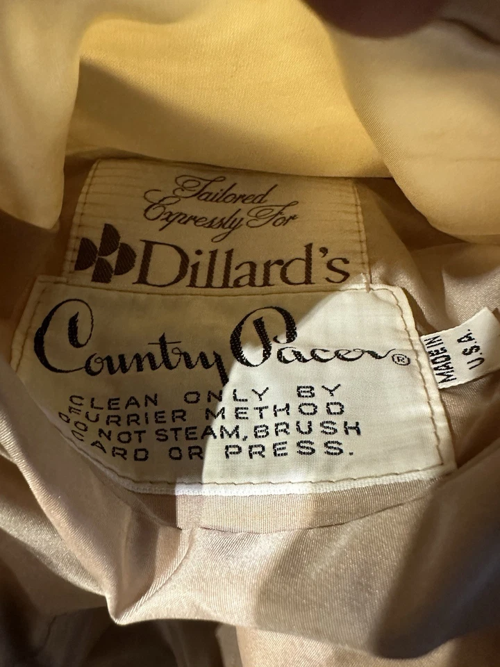 Vintage Dillards fur jacket Fully reversible - Image 4 of 4