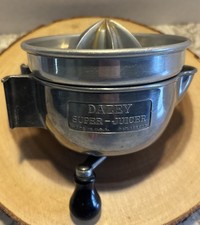 Vintage Dazey Super Juicer B-22 Dazey Churn & Mfg Co St Louis USA