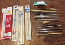 Lot Of 20 Vintage Susan Bates, Boye, and unbranded Crochet Hooks, New And Used