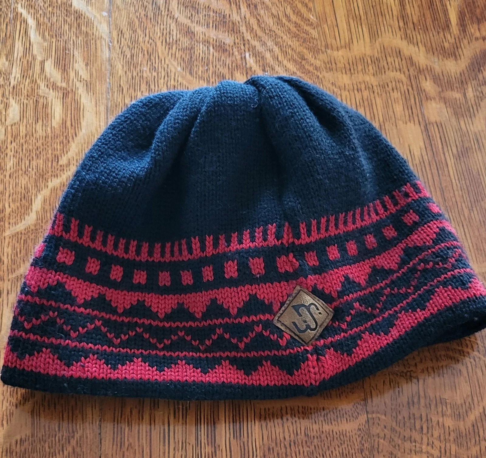 Merkley Headgear Red Black Virgin Wool Winter Hat Beanie Adult Ski Fair Isle