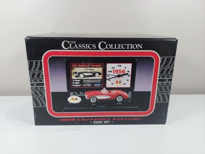 RARE VTG Classics Collection 1956 Red Chevrolet Corvette Desk Set Car & Clock