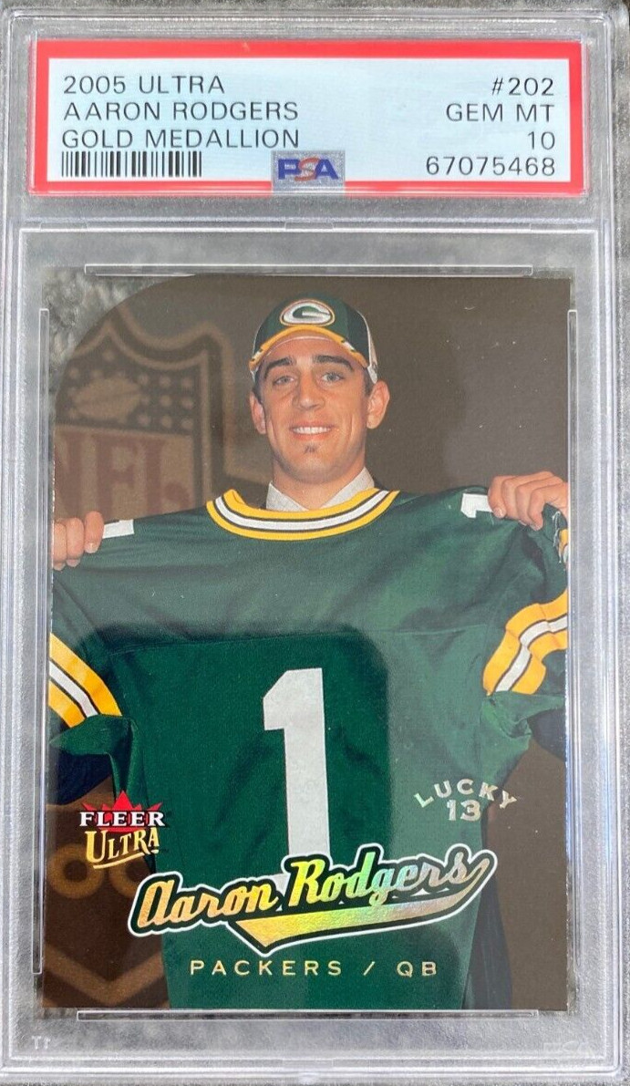 Aaron Rodgers Ultra Gold Medallion #202 Base