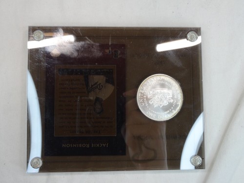 1997-S Jackie Robinson Baseball Silver Dollar Capital Plastic Rookie of the Year - Picture 4 of 4