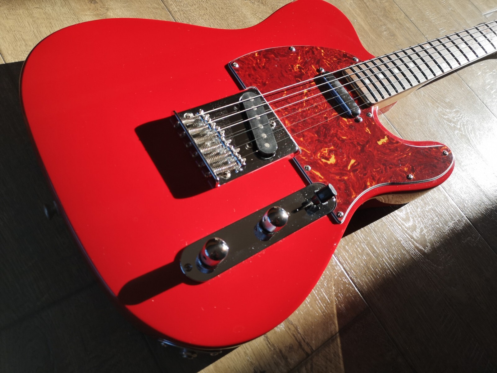 FUNKY Fender Squier Affinity Telecaster Red with Red Pearl Pickguard
