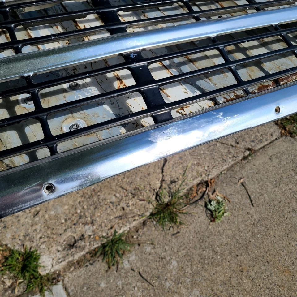 Dodge Truck Grille D150 1979 1980 Ramcharger Lil Red Express Warlock Power Wagon Foto 2 de 4