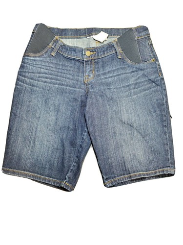 Liz Lange Maternity Bermuda Shorts SIZE 