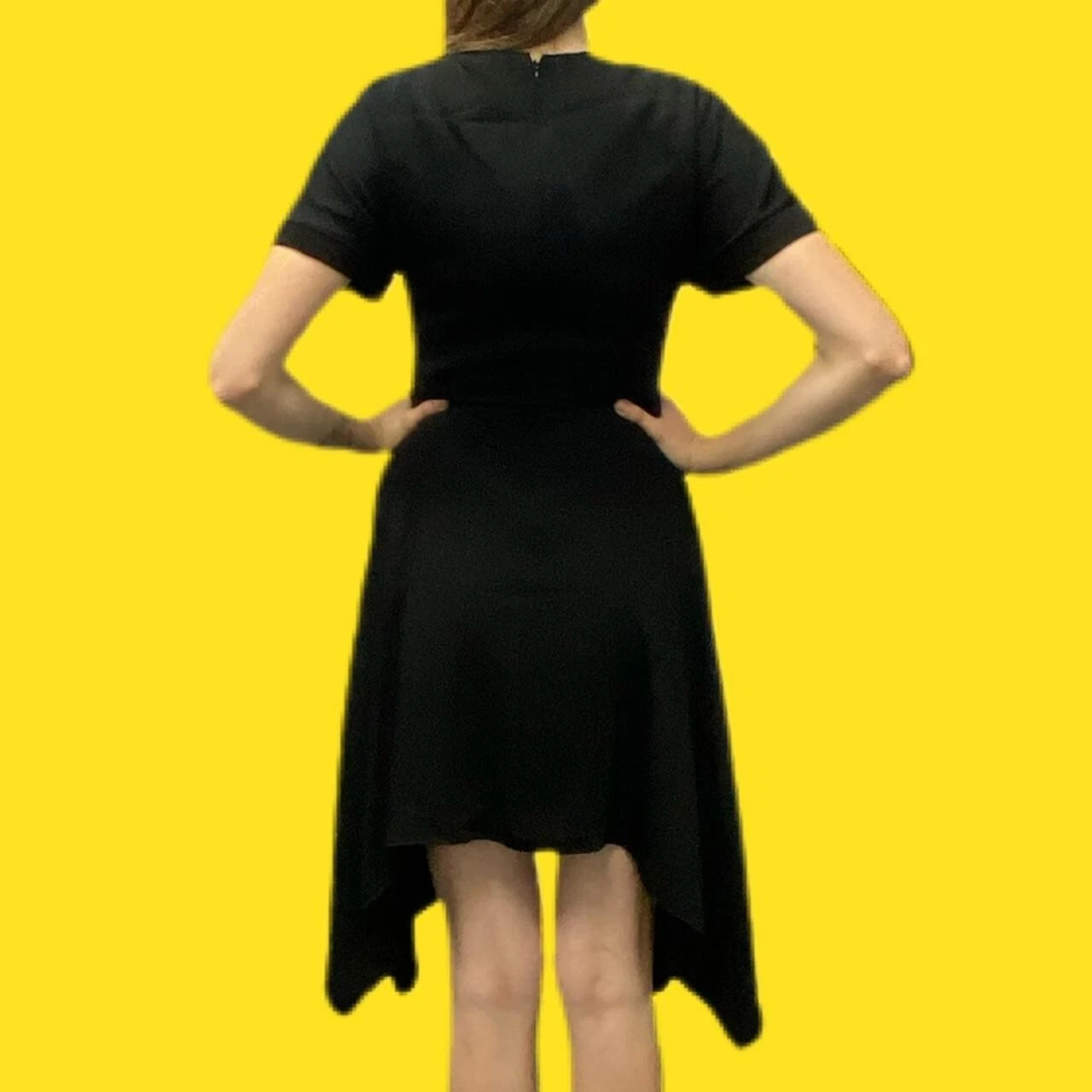 KENZO Abito a balza floreale orlo taglio parziale maniche con polsini nero UK 10