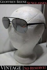   VINTAGE  Geoffrey Beene Sunglasses - Pilot Look