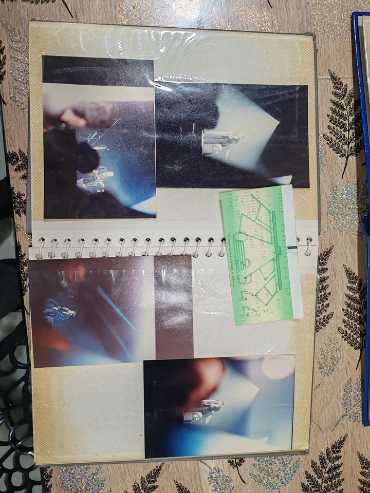 Lot De Photo De Johnny Hallyday Prise En Concert 1987  - Photo 2/4