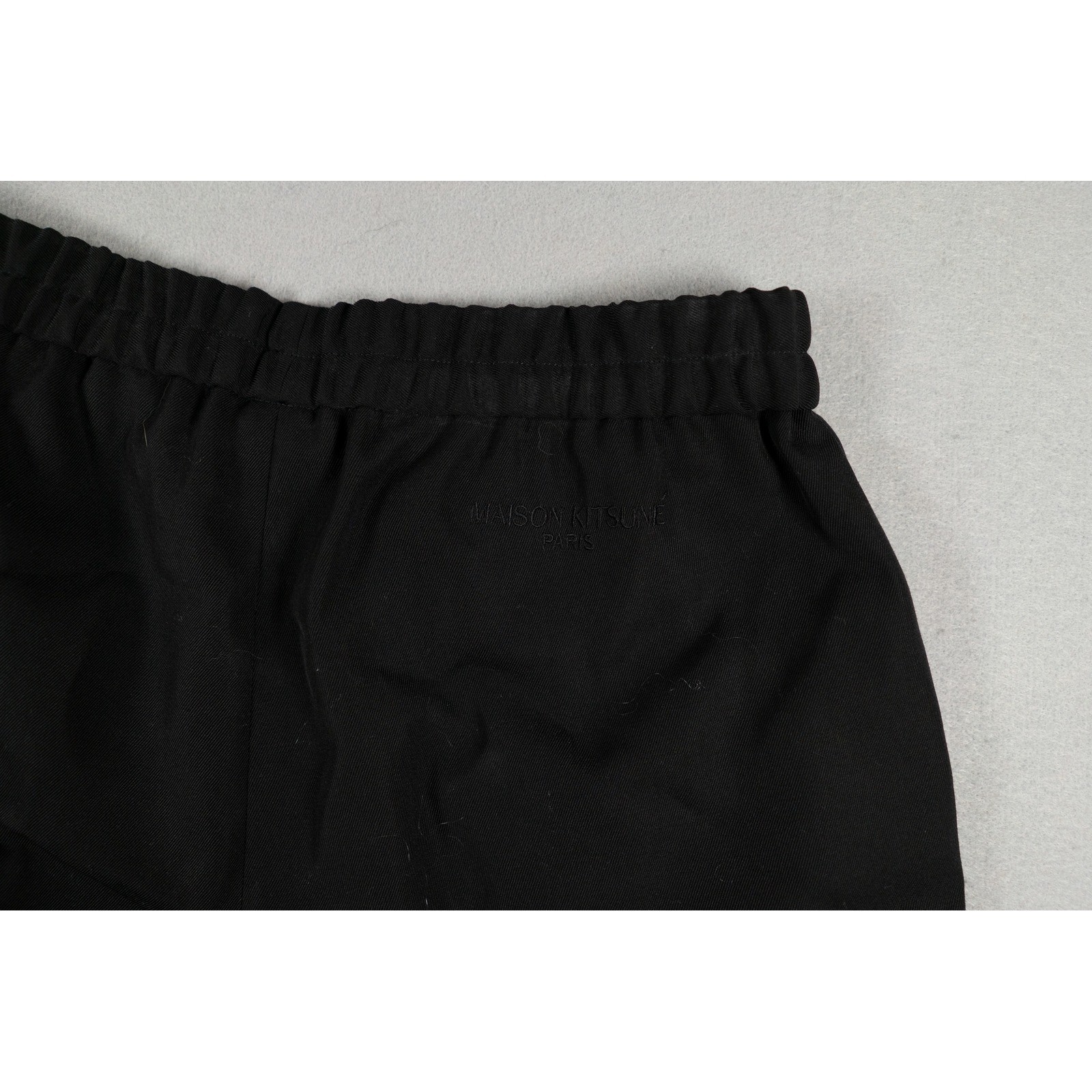 Maison Kitsune Womens Pleated Tapered Wool Blend Trousers Black image 6