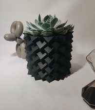 15cm Plant Pot, Indoor and Outdoor, eco friendly & stylish, handcrafted to order