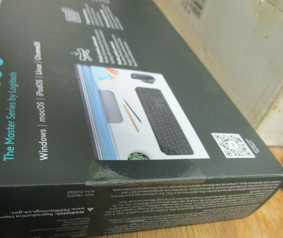 Logitech MX Keys S Wireless Illuminated Keyboard - Image 4 of 4