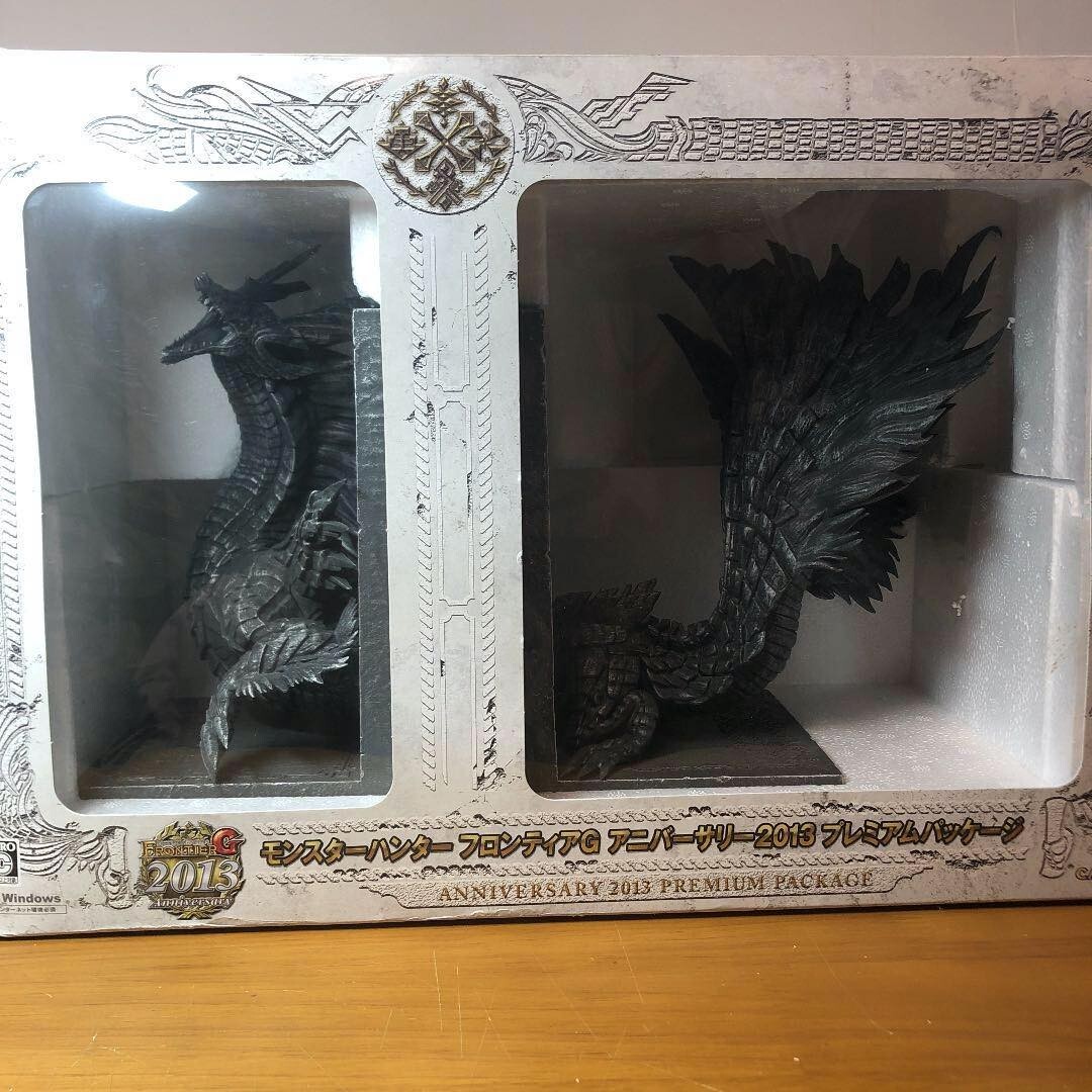 モンスター・ハンター フロンティアG ブックスタンド（ブックエンド） モンスター・ハンター フロンティアG ブックスタンド（ブックエンド