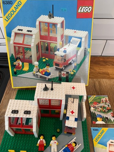 Legoland: Seltenes Notfallbehandlungszentrum Set 6380. Karton Anleitung alles sehr guter Zustand
