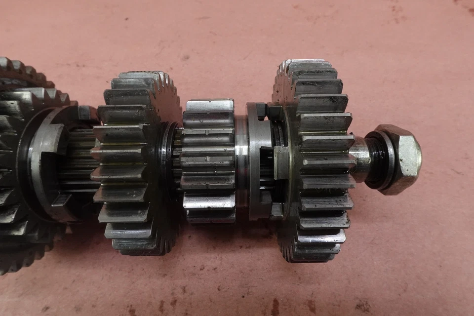 Harley Dyna Super Glide 2001-2005 transmisión FXDC eje principal Foto 2 de 4