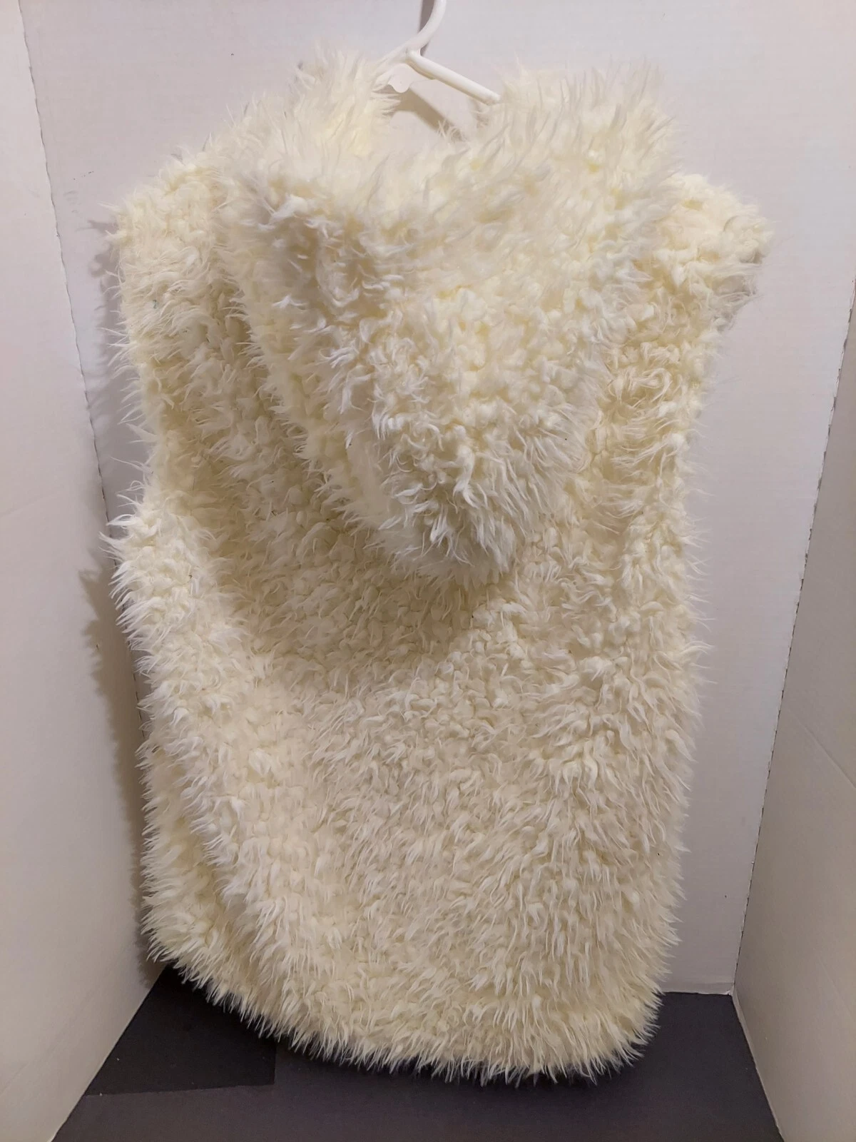 OFF WHITE Gilet pelliccia sintetica Coco + Carmen Luxe bianco sporco aperto davanti morbido S M panna marrone felpa con cappuccio