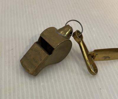 実物ヴィンテージ US ARMY REGULATION ホイッスル USED 実物