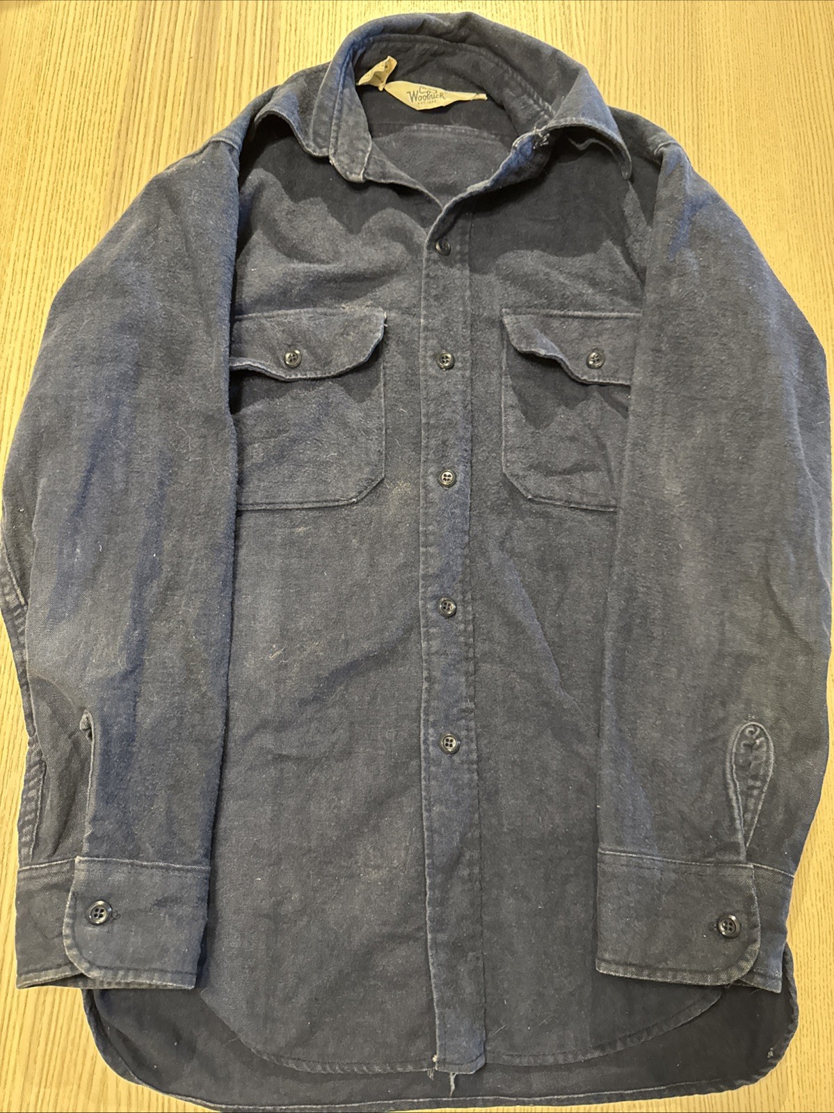 Vintage Woolrich Navy Blue Flannel Chamois Button Up Shirt S USA 70s Workwear