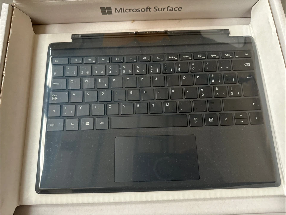 Microsoft Surface Pro 3 4 5 6 7 7 Plus Type Cover. Swiss Layout QWERTZ FUN-00008 - Image 4 of 4