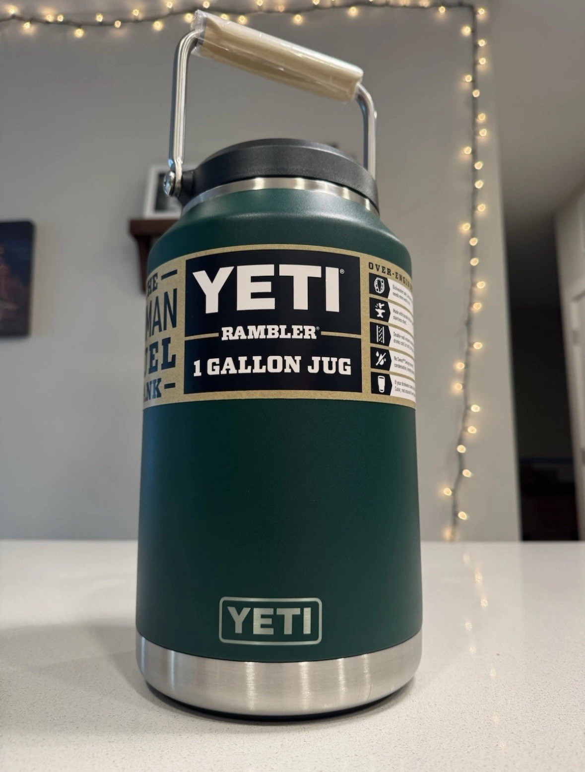 NWT Yeti One Gallon Jug Black Forest Green With MagCap! New Design. New Release!