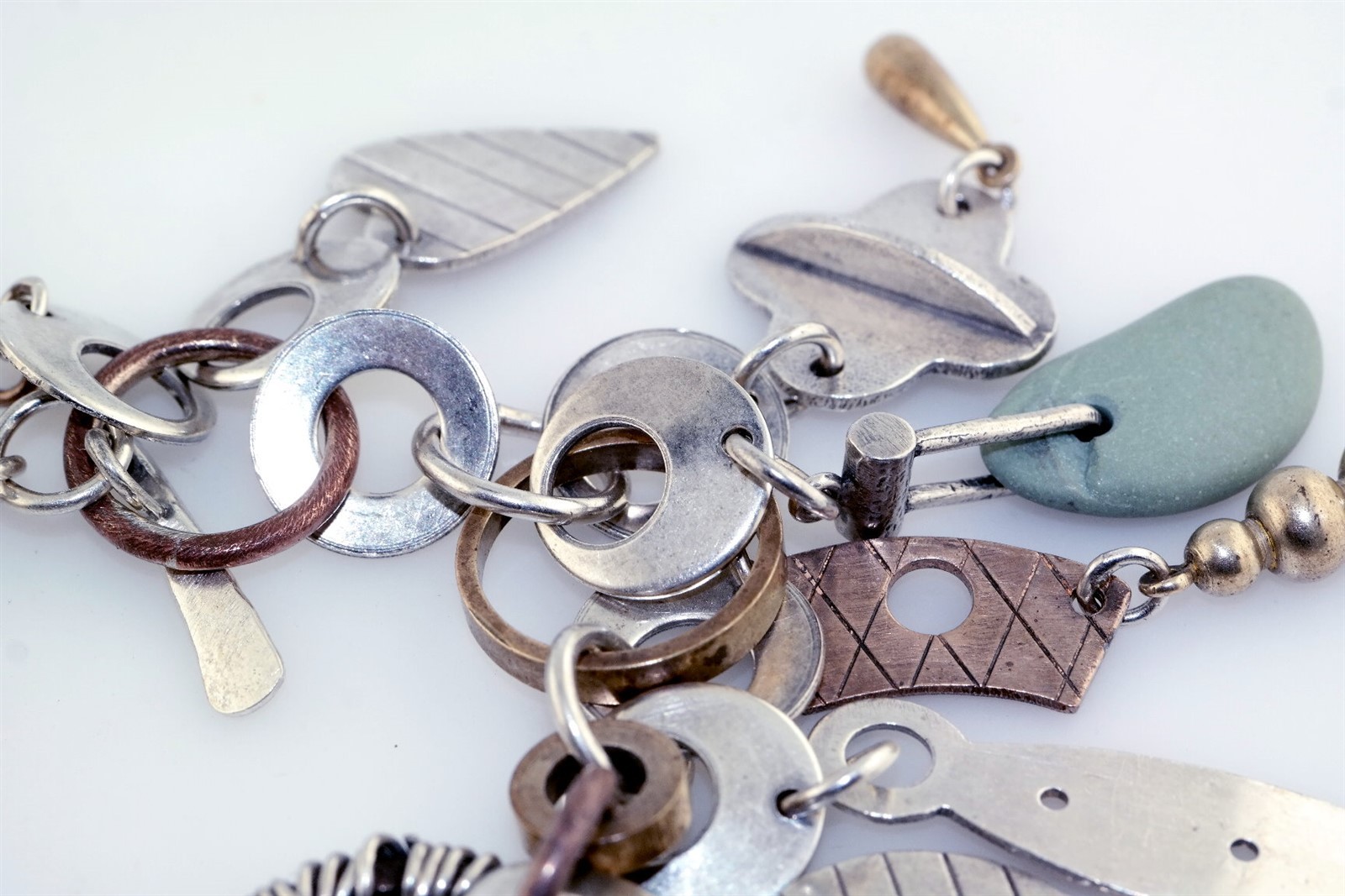 THOMAS MANN Mixed Metals Technological Romance Ch… - image 3