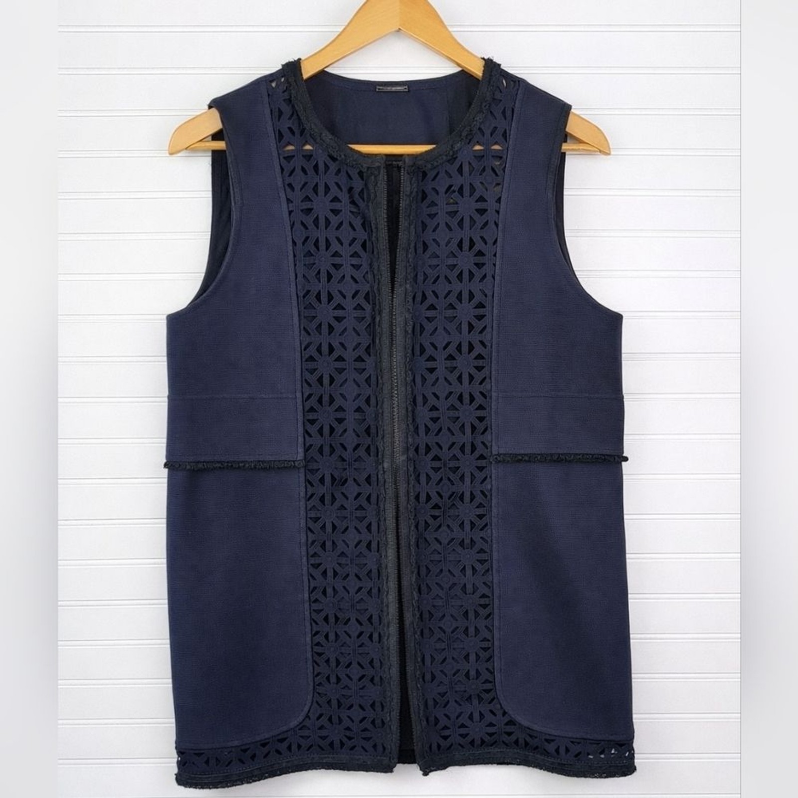 Elie Tahari Midnight Blue Cutout Suede Trim Vest L