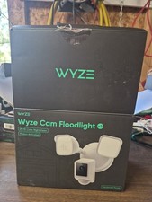Wyze WYZECFL2 Wired Outdoor Wi-Fi, 2800 Lumen Floodlight Home 2k Security Camera