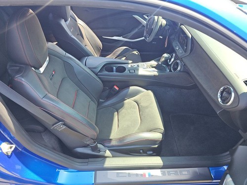 2018 Chevrolet Camaro 2dr Coupe ZL1 - Picture 7 of 12