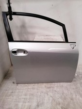 Porte avant et accessoires Toyota VERSO