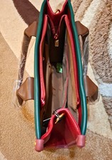 Exclusive Designer Shoulder Bag for Women ,Elegant Luxury Fashion Handbag . 6