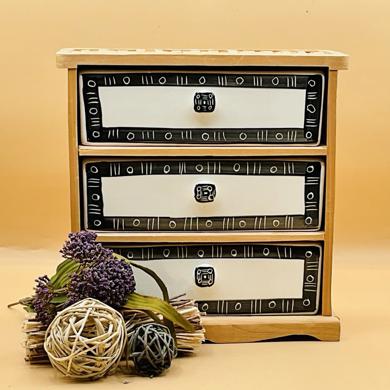 Taskets Renaissance Ceramic Wicker 3-Drawer Jewelry/Spice Organizer *